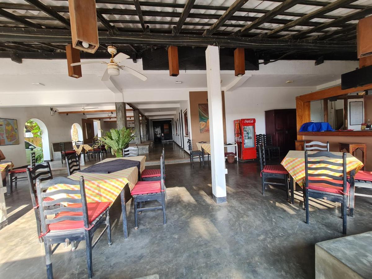 Star Beach Guest House Negombo Dış mekan fotoğraf