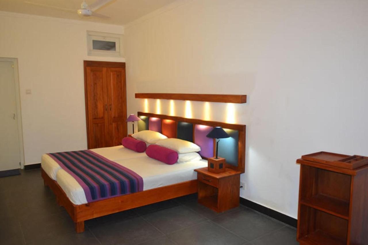 Star Beach Guest House Negombo Dış mekan fotoğraf