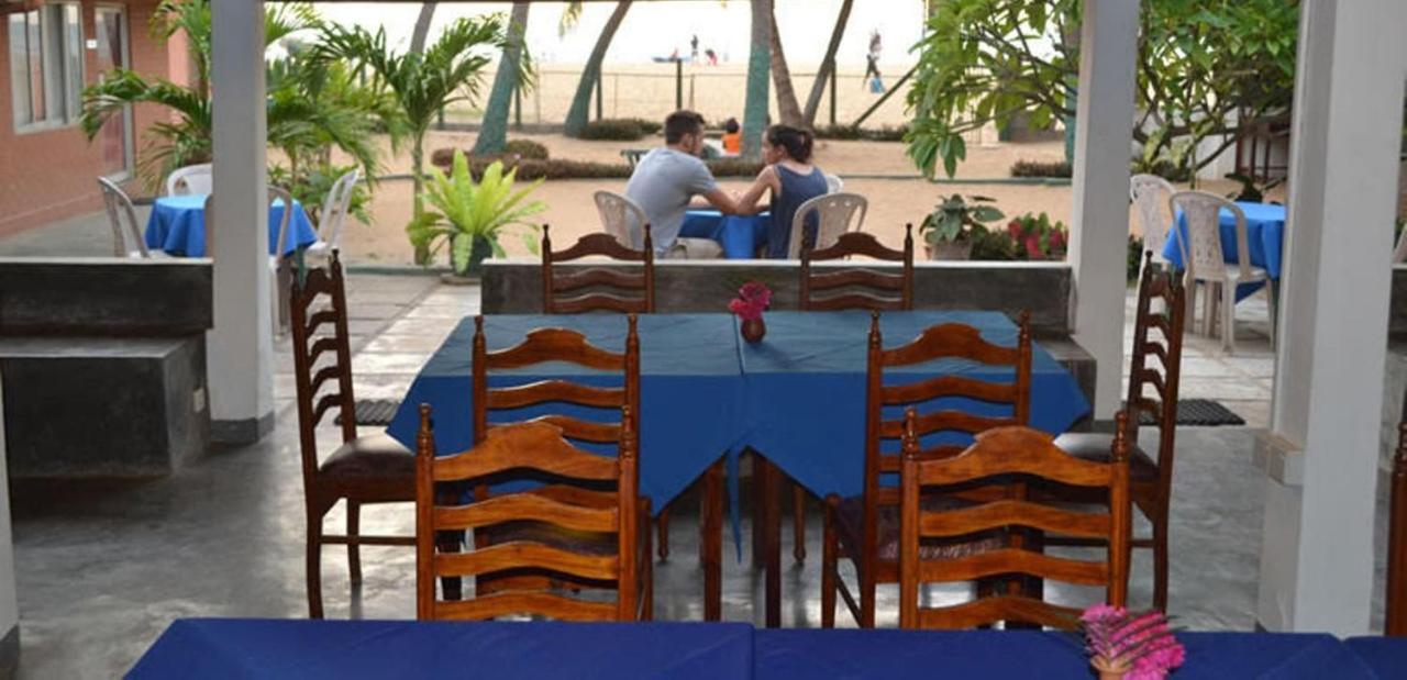 Star Beach Guest House Negombo Dış mekan fotoğraf